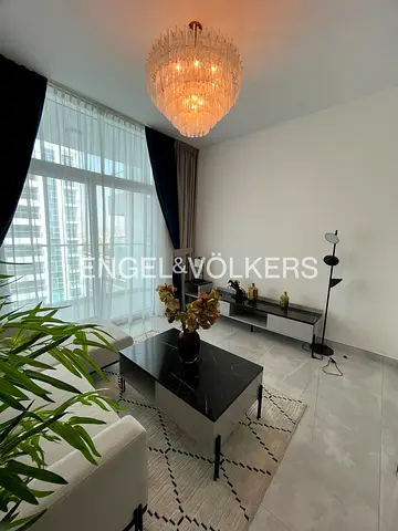 Vacant | Upgraded | Luxury Furnished
