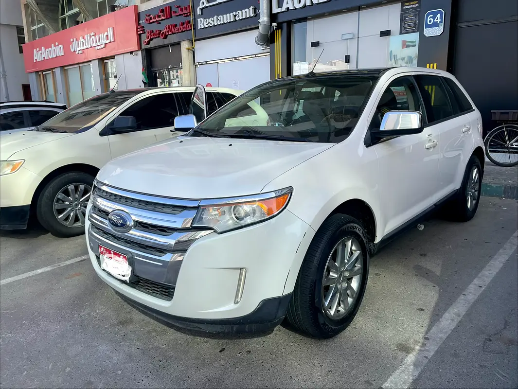 Ford Edge 2013 — photo 1 of 11