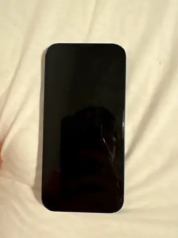 Iphone 13 black colour (battery degraded issue)
