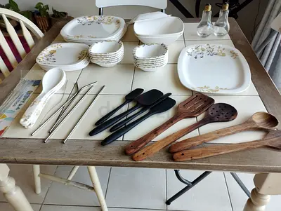 Crockery set
