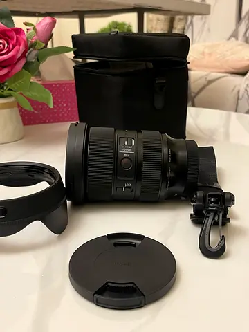 Sigma 24-70mm f/2.8 DG DN Art L-Mount Lens for Lumix S5II / S5IIX