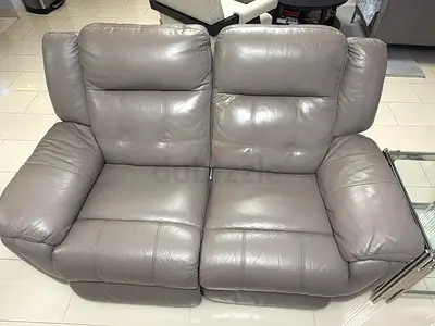 Grey Leather 2-Seater Recliner Sofa - Comfortable and Solid