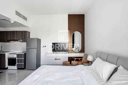 Fully Furnished | Vacant Apt | 12 Cheques