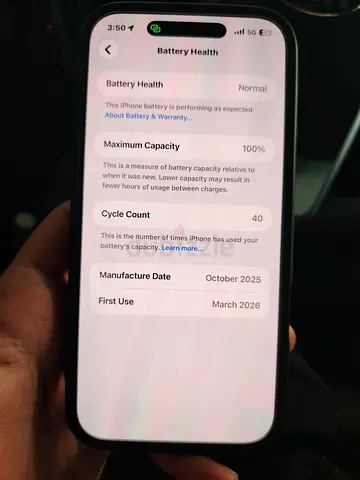 iPhone (like new) - 100% Battery, Low Cycle Count