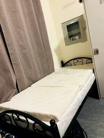 Single Metal Bed Frame with Mattress - Good Condition