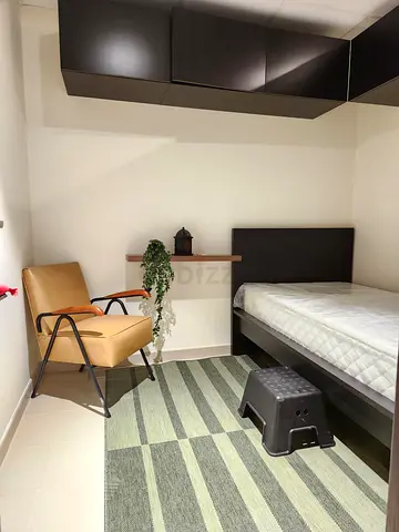 SINGLE ROOM (JUST LADIES) BATH (front of room)| Prime location Sheikh Z.| Near metro World trade C.