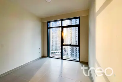 Brand New 1BR | Burj Skyline View | Palace Living