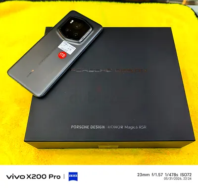 HONOR MAGIC 6 PORSCHE DESIGN 1TB STORAGE SAME like New