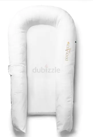 DockATot-style Baby Lounger / Portable Docking Nest - White