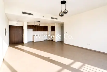 Vacant 2BR | Bright Home | Dubai Hills