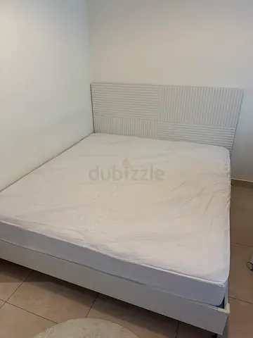 Queen Size Bed with Mattress