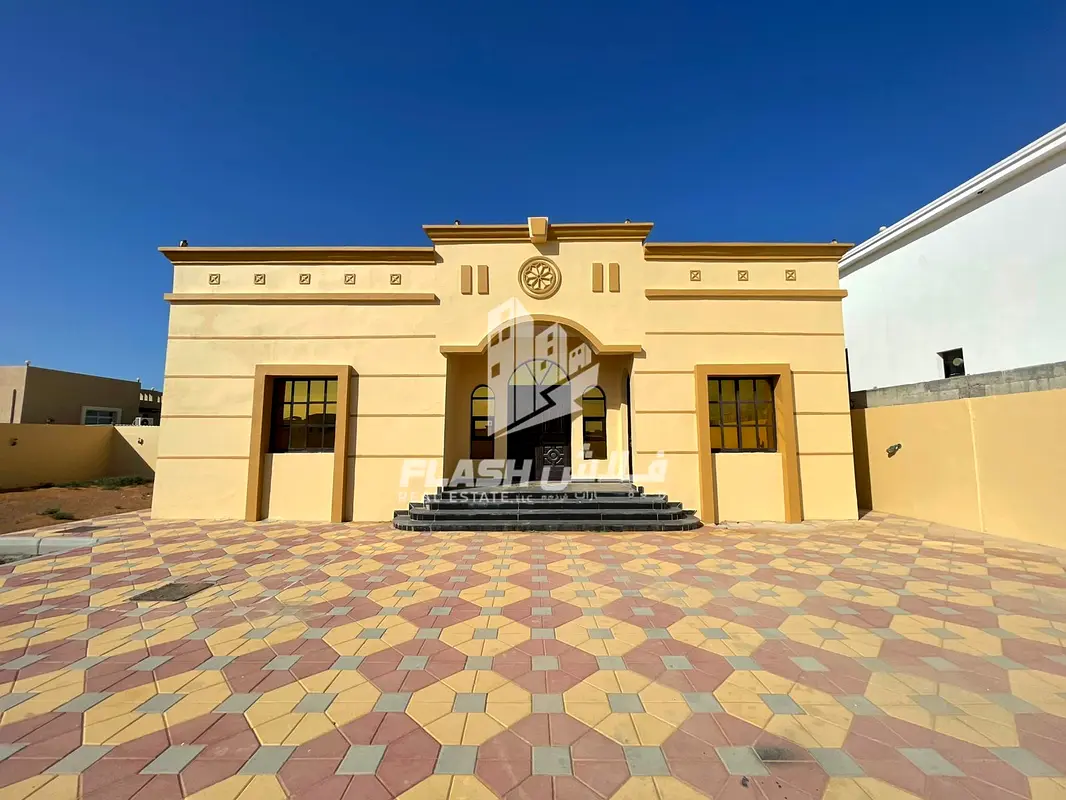 فيلا للبيع بمنطقة الرفاعة راس الخيمة