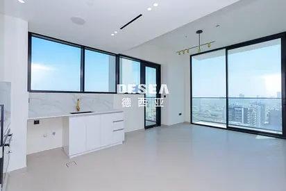 Vacant | Private Pool | Unfurnished