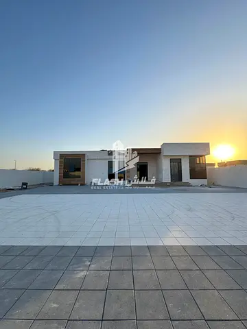 للبيع فيلا حجر منطقه سيح القصيدات