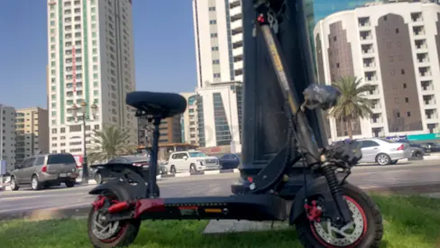 Electric Scooter with Seat in Excellent case
