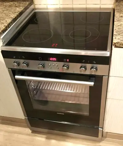 Siemens Stainless Steel Electric Cooker with Ceramic Hob and Oven
