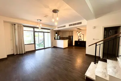 Vacant | Fully Upgraded | View Today