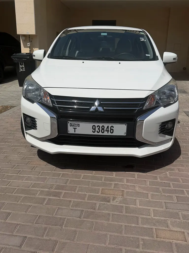 Mitsubishi Attrage 2023 — photo 1 of 12