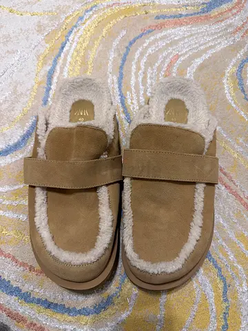 Beige Shearling-Lined Slip-On Mules