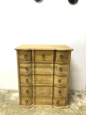 vintage-style wooden chest of drawer