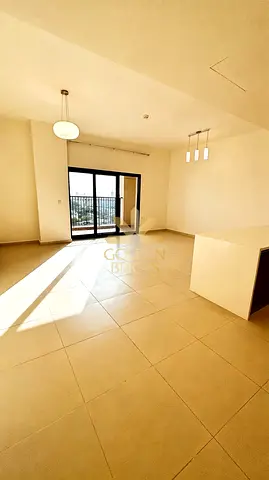 Spacious Layout | Ready to Move | Negotiable