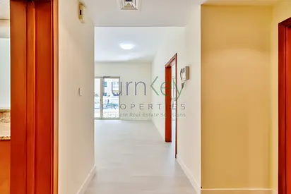 Bright and spacious | Newly upgraded | Terrace