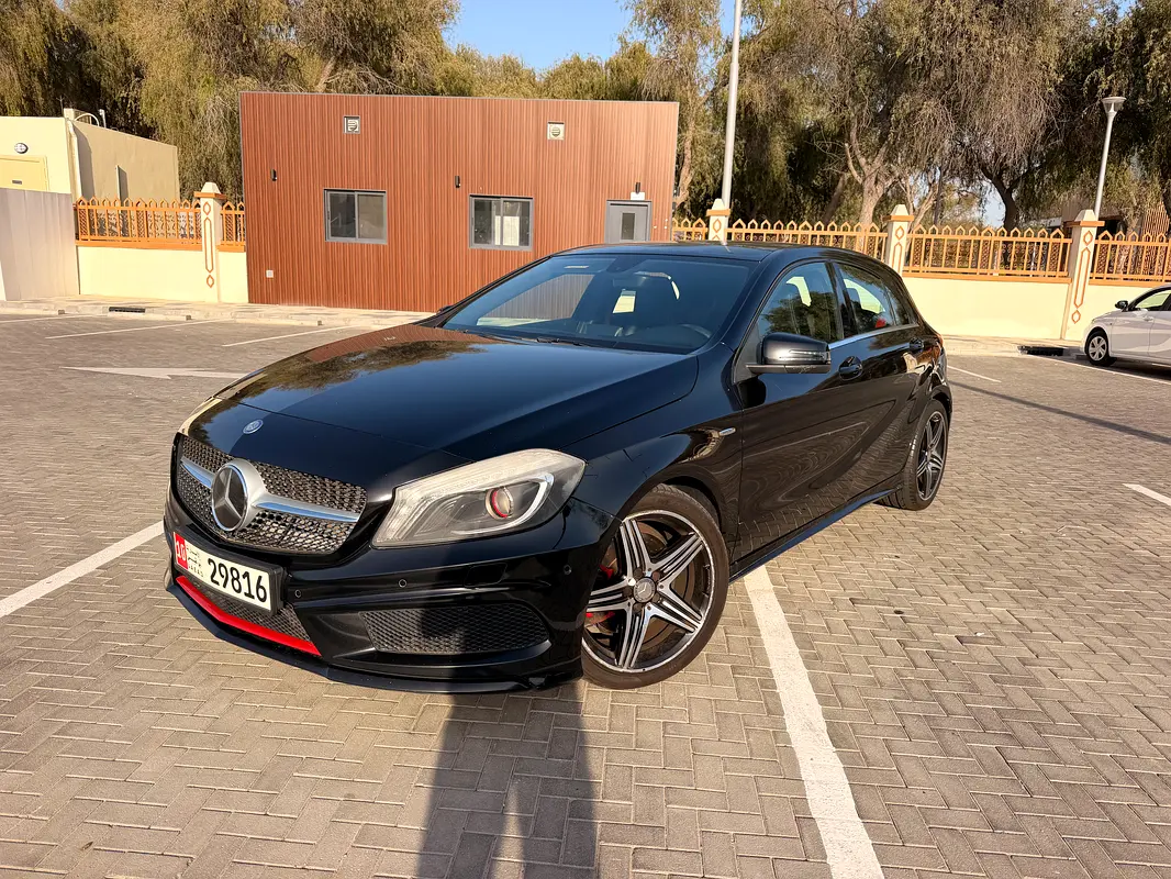 Mercedes-Benz A-Class 2014 — photo 1 of 8