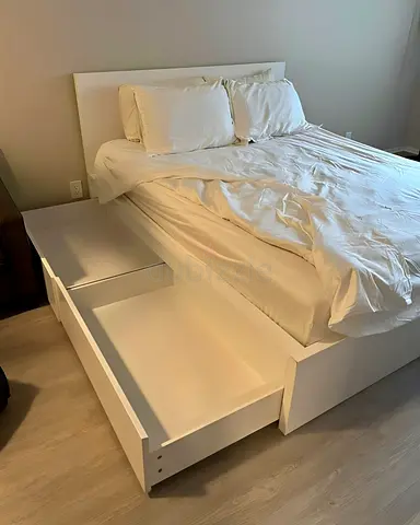 Ikea malm queen bed with Ikea mattress