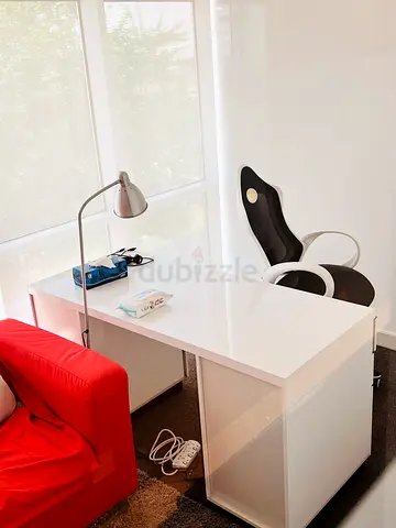 Furniture from office (FREE) inside JAFZA