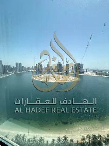إطلالة بحرية كاملة + تكييف مجاني + باركن مجاني + جيم ومسبح مجاني