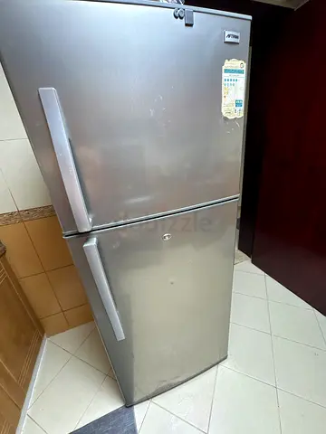 ثلاجة