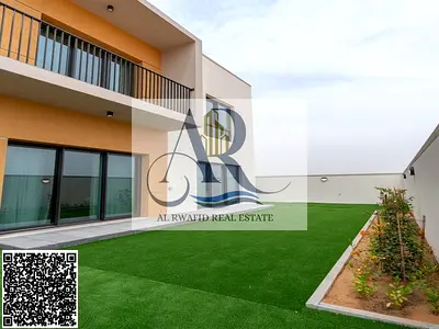 Luxury 3-bedroom villa | Gated community | Maid's room