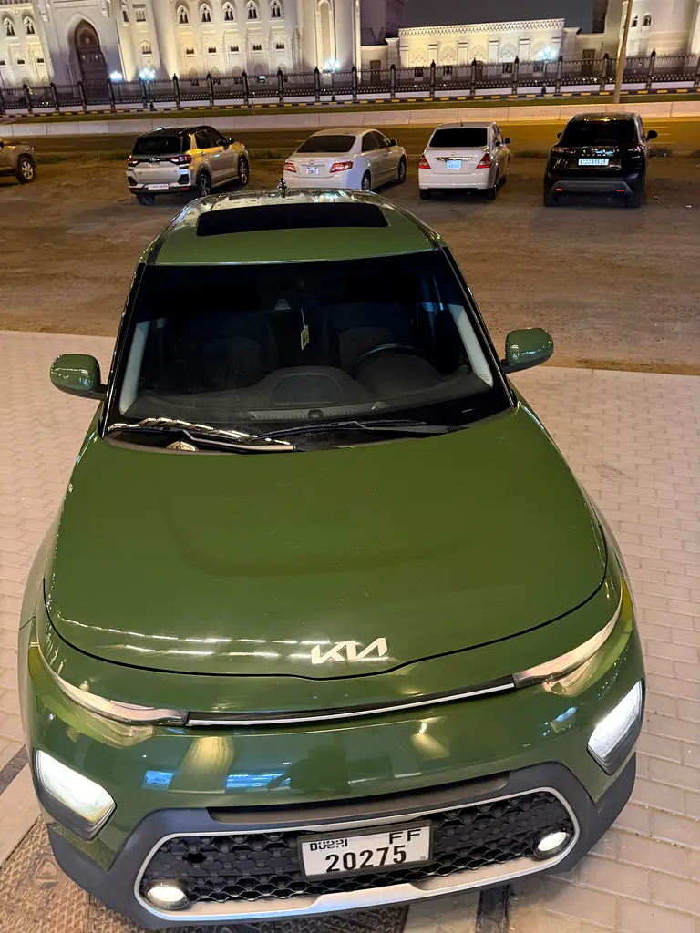 Kia Soul 2022 — photo 1 of 7