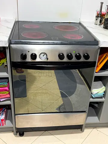 Electric cooker/Stove