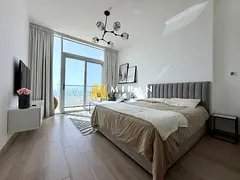 High Floor Studio - Fully Furnished - Stunning Skyline Views