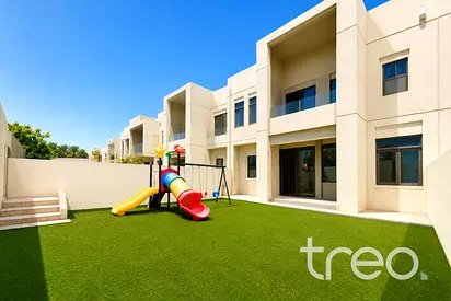 3 Bed | Single Row | Vacant Now