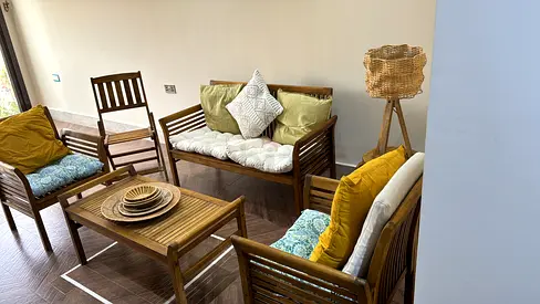 4 seater outdoor lounge with table