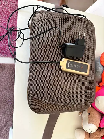 Beurre massage pillow This is a Beurer MG 147 Shiatsu Massage Cushion.
