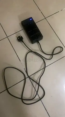UPS/Power Strip with Multiple Outlets and Display (Good Working Condition)