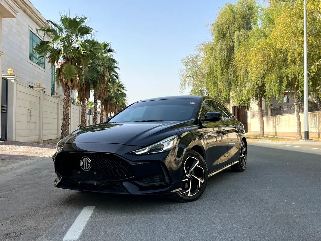 MG GT 2023 — photo 1 of 19