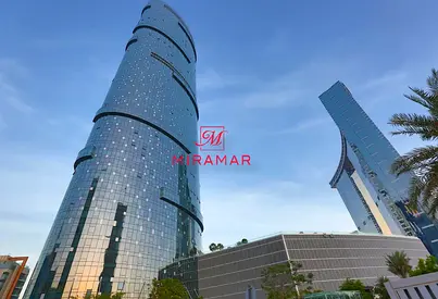 Sea View / 3 + Maid / High Floor / Prime Location
