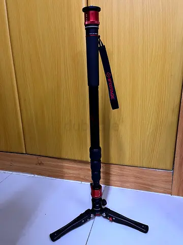 iFootage Monopod with Foldable Tripod Base - Lightweight Aluminum