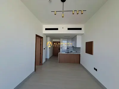 Higher Floor | Unfurnished 1BR | Marina View