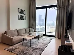 FLOOR 17/19 · 7.3% YIELD · SMART HOME FURNISHED