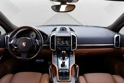 2013 Porsche CAYENNE — миниатюра 13