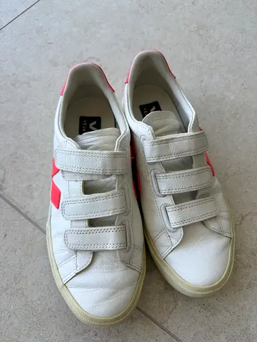 Veja White Leather Sneakers with Pink Details