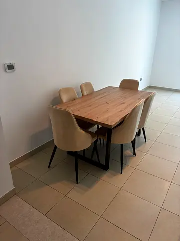 6 Dining chairs for sale in perfect condition