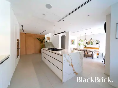 Stunning | Premium Location | Luxurious Lifestyle