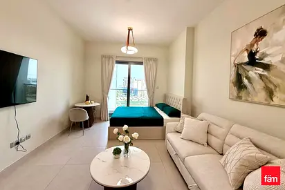 Furnished Studio | Near Park & King's Hospital