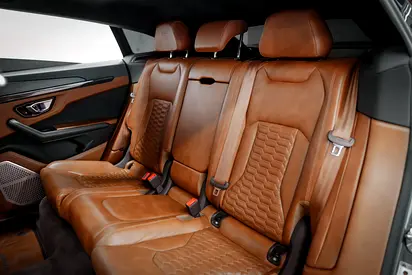 صورة 17 لـ 2019 Lamborghini URUS